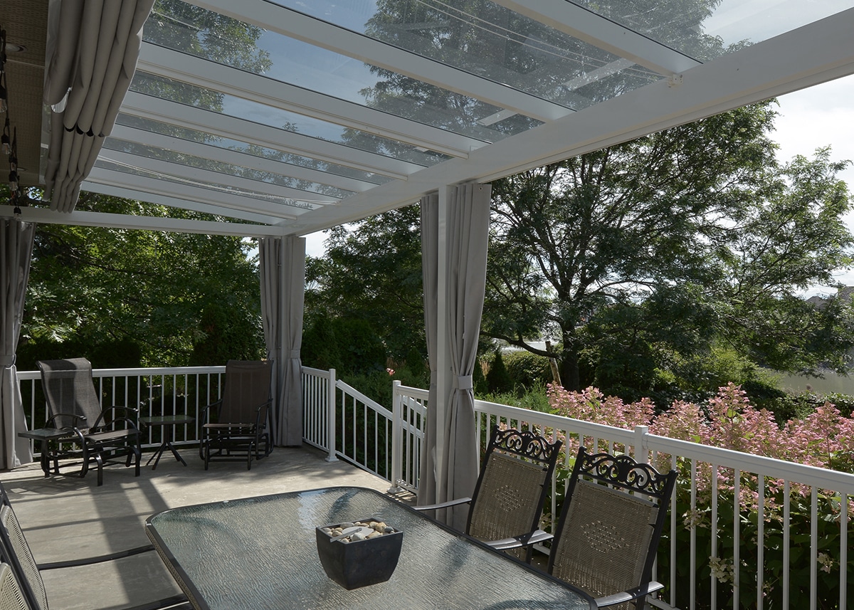 auvent en verre et aluminium