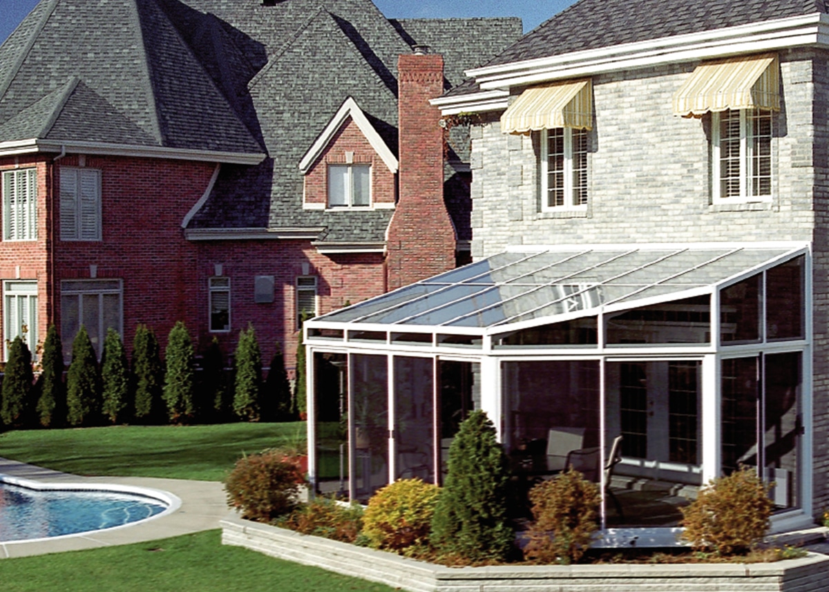 solarium sur mesure avec toit en verre