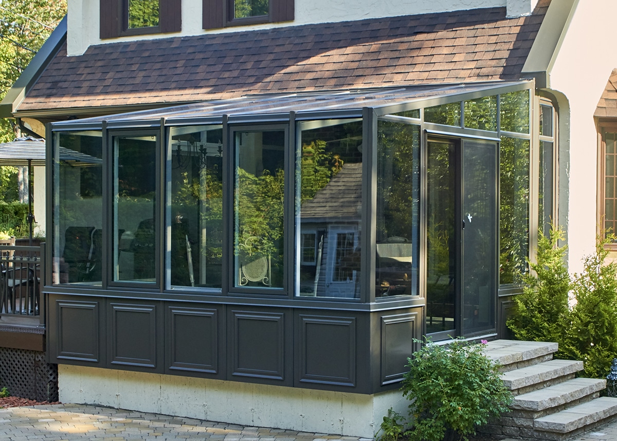 solarium sur mesure avec toit en verre